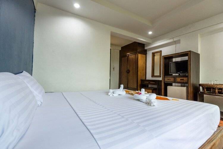 Porterhouse Beach Hotel