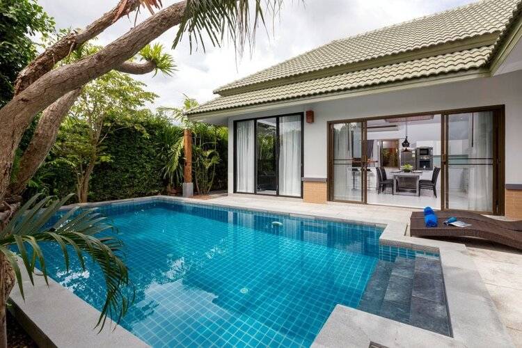 Karon Beach Pool Villa