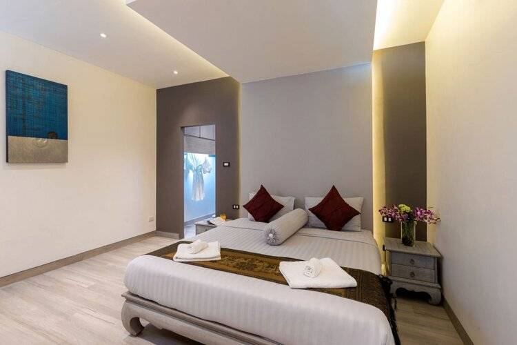 Karon Beach Pool Villa