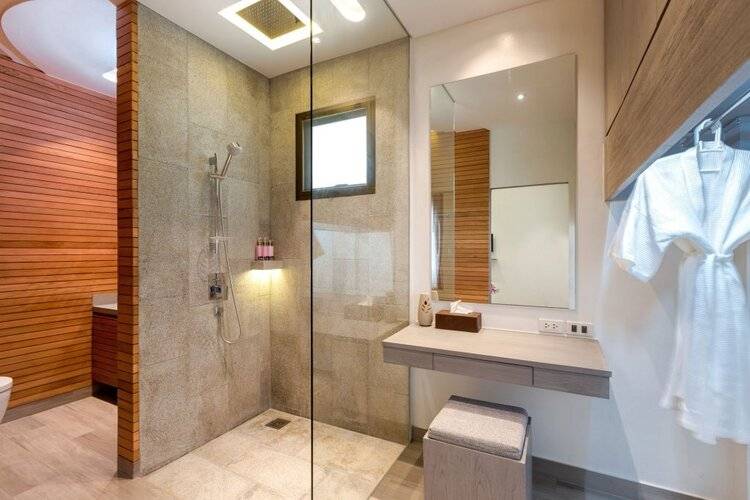 Karon Beach Pool Villa