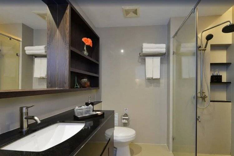 Altera Hotel and Residence