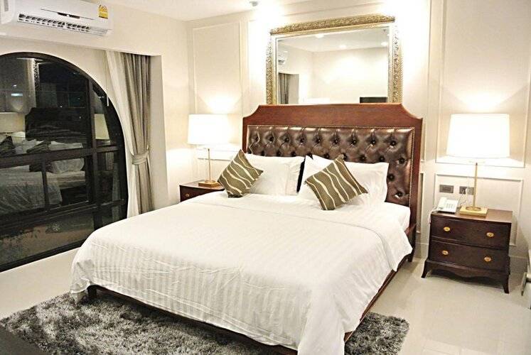 Sn Plus Hotel