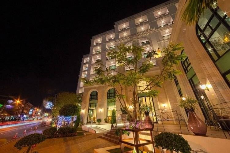 Sn Plus Hotel