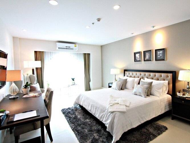 Sn Plus Hotel