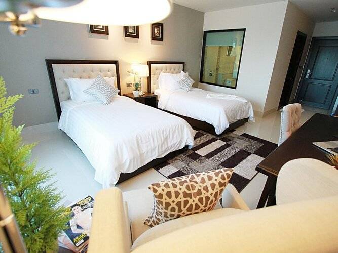Sn Plus Hotel