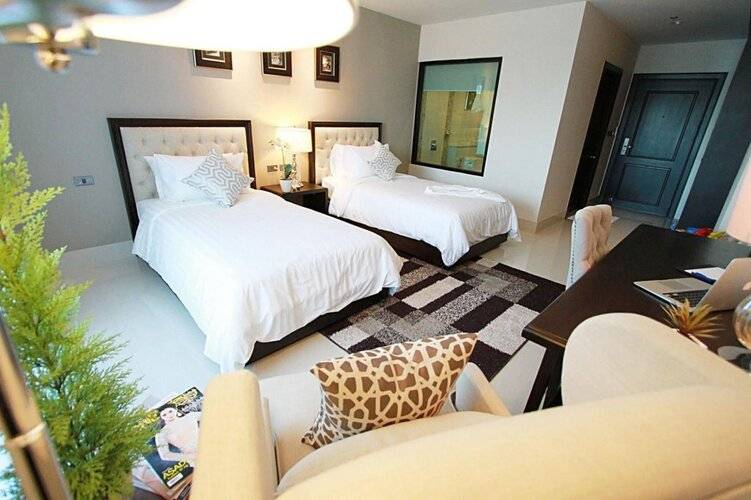 Sn Plus Hotel