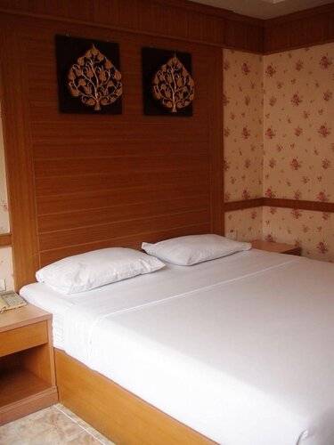 Dream Hotel