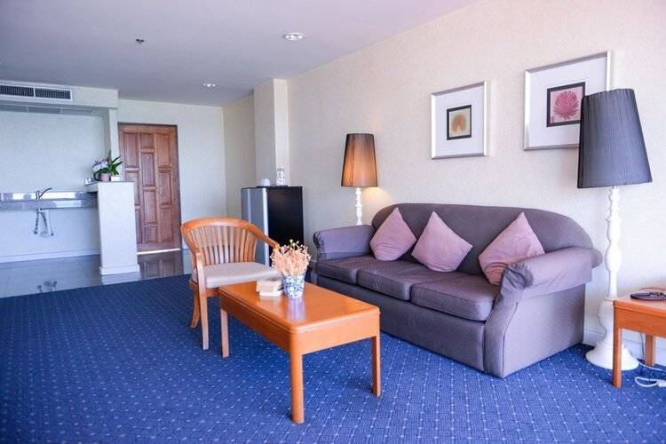 Sandy Spring Hotel