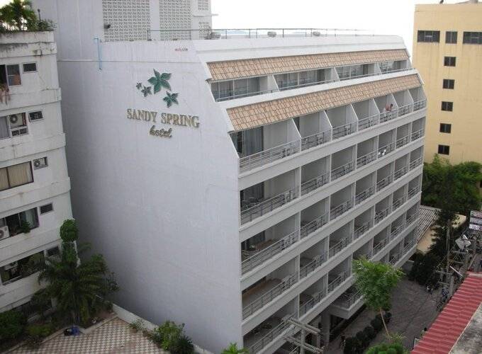 Sandy Spring Hotel