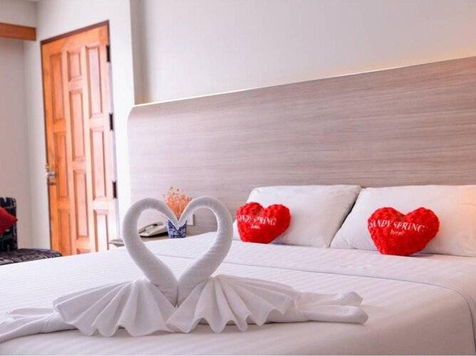 Sandy Spring Hotel