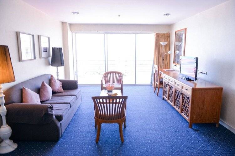 Sandy Spring Hotel