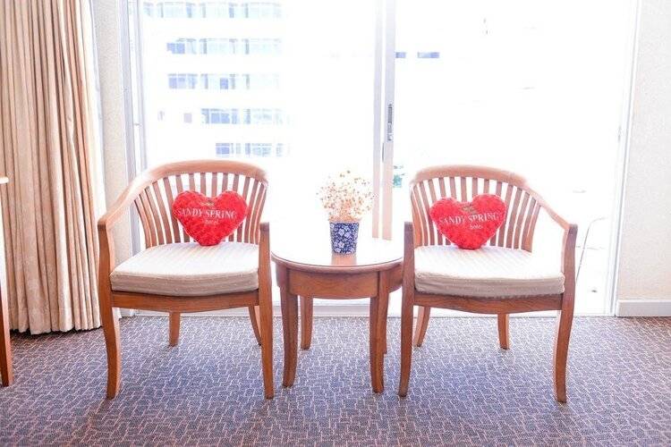 Sandy Spring Hotel