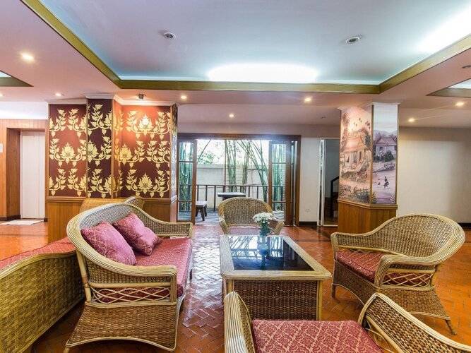 Chada Thai House