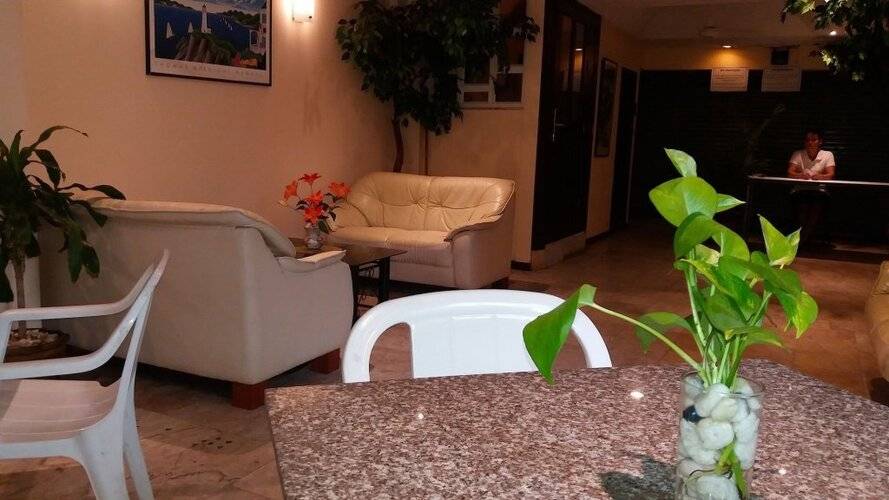 Paradise Inn
