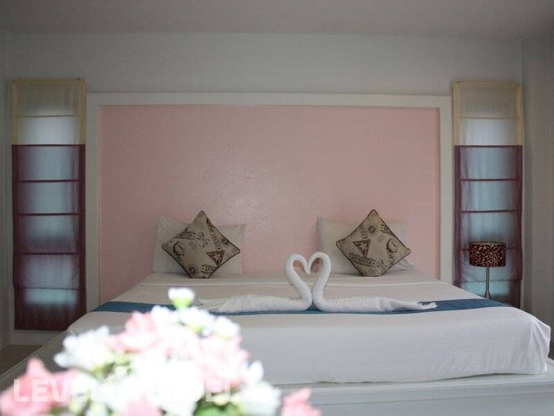 Фотография Phuket Racha at Kata Homestay