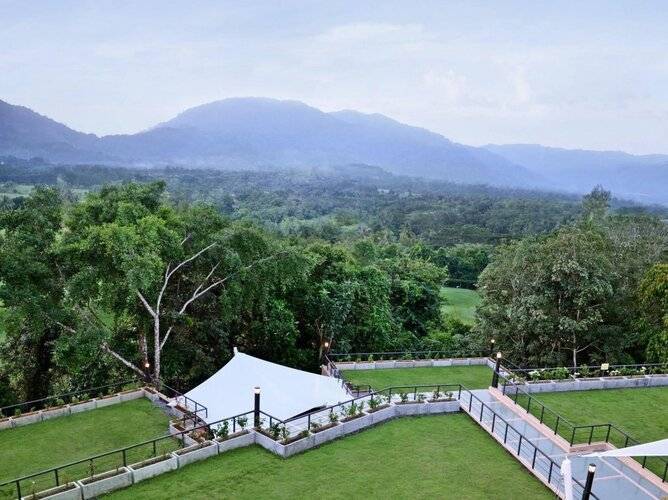 Hotel on Hilltop
