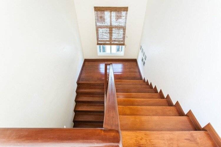 Kata Top View by Lofty