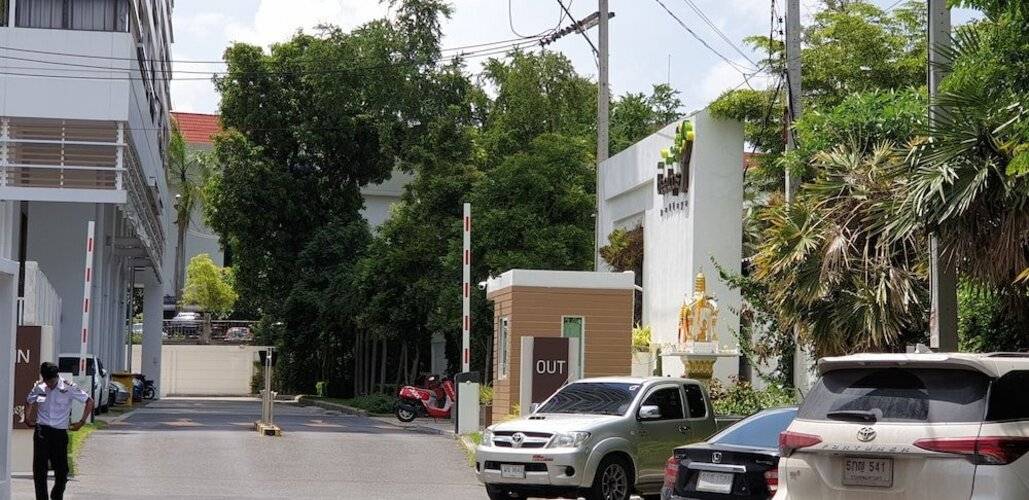 Treetops Pattaya Condominium