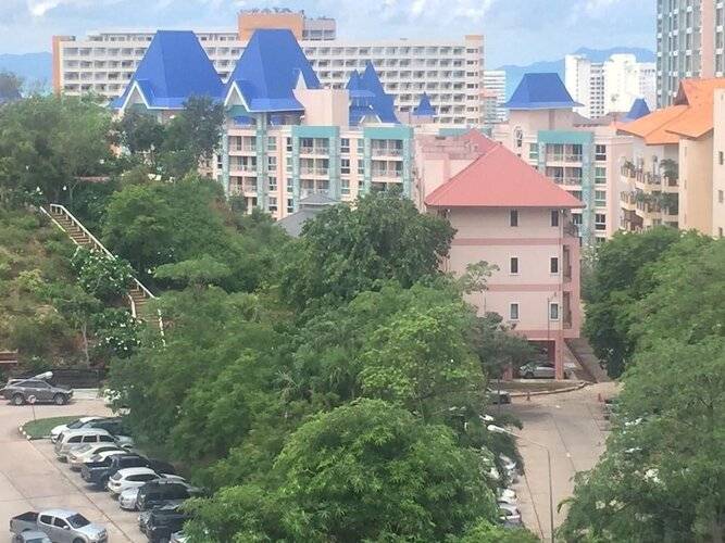 Treetops Pattaya Condominium