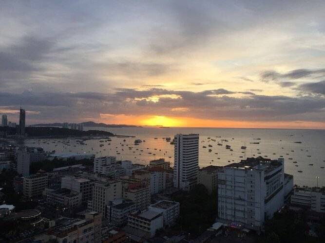 Pattaya Central Sea View Pool Suite