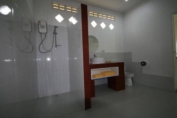 Orchidilla Residence Homes Kitchen Private Garden