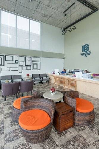 The Sixteenth Naiyang Beach Hotel