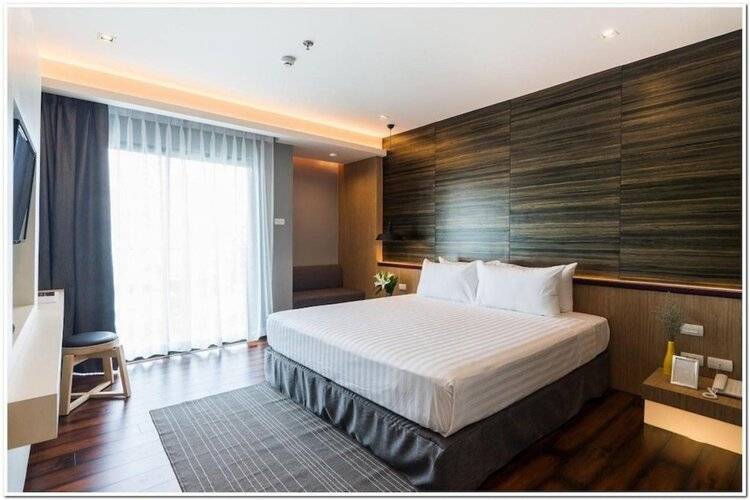 Sea Me Spring Tree Hotel