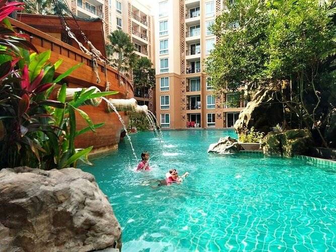 Atlantis Condo Pattaya by Panissara