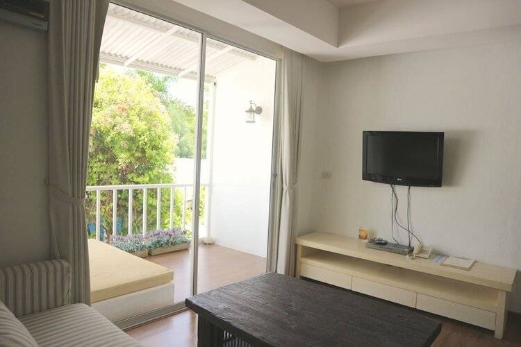 Costa Village Well Pool Villa Pattaya