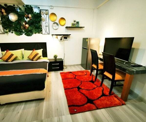 Beach Gallery House