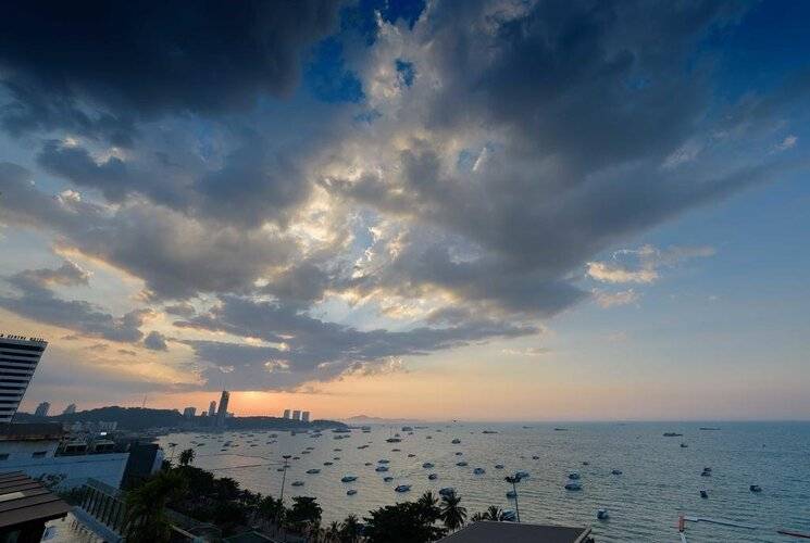 Deep Blue Z10 Pattaya