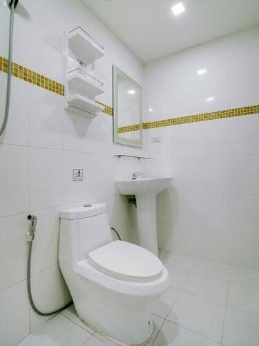 Patumnak Beach Guesthouse