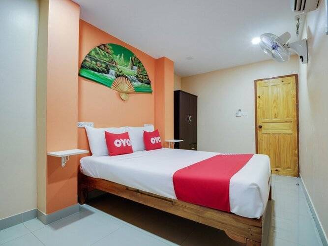 Patumnak Beach Guesthouse