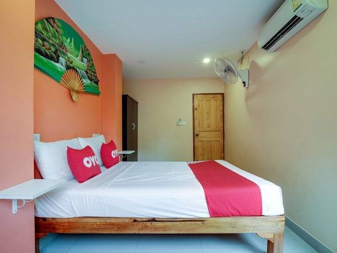 Patumnak Beach Guesthouse