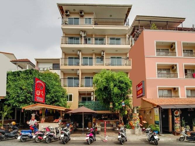 Patumnak Beach Guesthouse