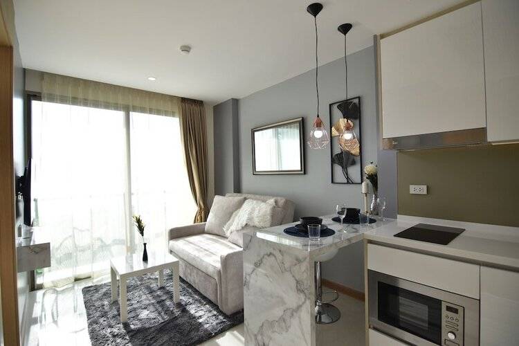 The Riviera Jomtien by Pattaya Holiday