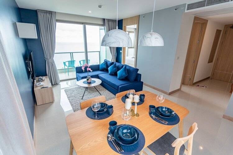 The Riviera Jomtien by Pattaya Holiday