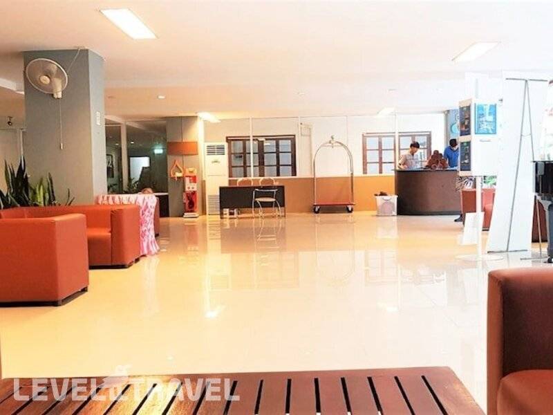 Фотография Jomtien Plaza Residence With sea View, spa Shower Bath tub