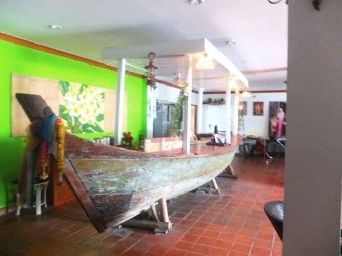 Sea Falcon Hotel