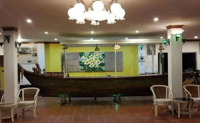 Sea Falcon Hotel