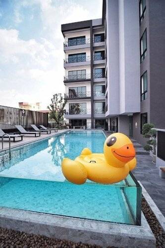 Sleep With Me Pattaya