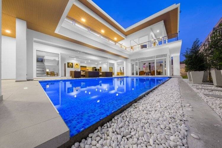 Villas In Pattaya