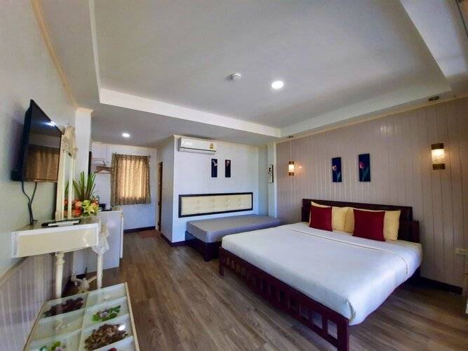 Koh Larn Riviera