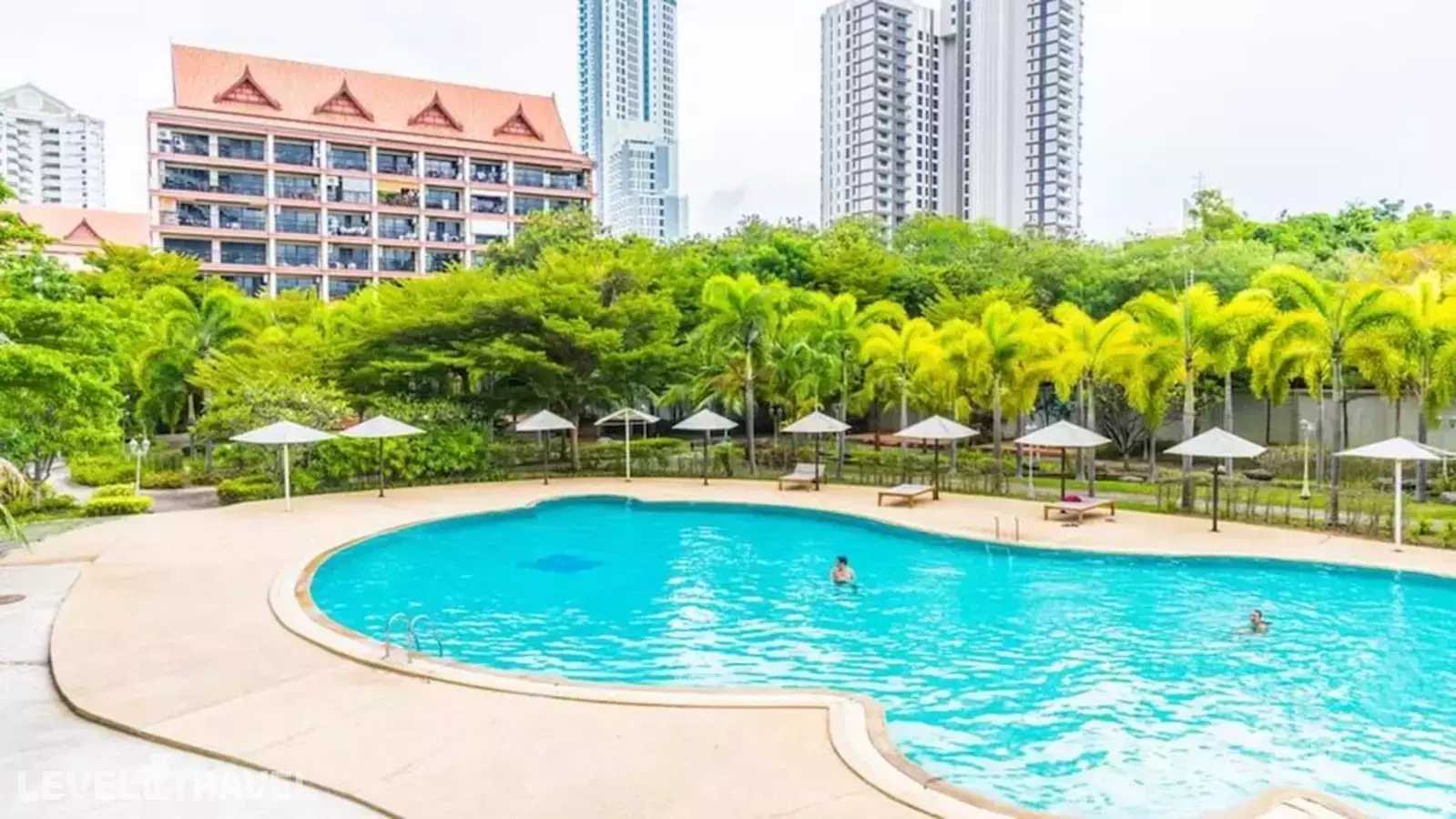 TW Luxury Beach Aparthotel