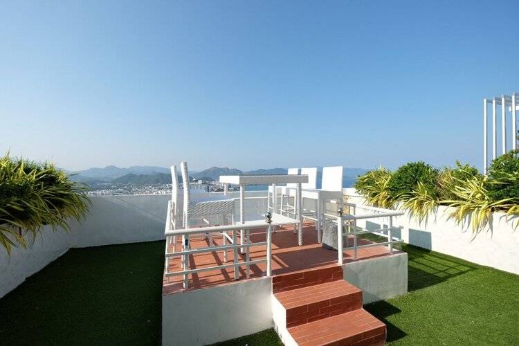 Sunrise Ocean View Apartment