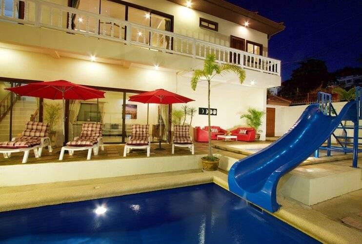 Avoca Pool Villas