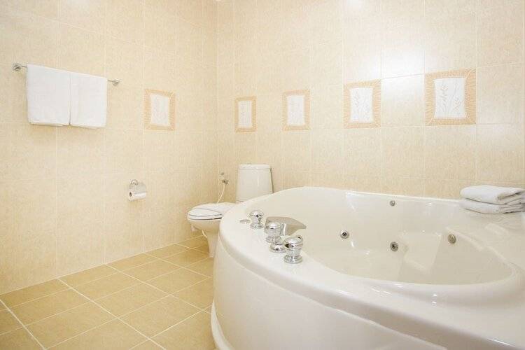 Avoca Pool Villas
