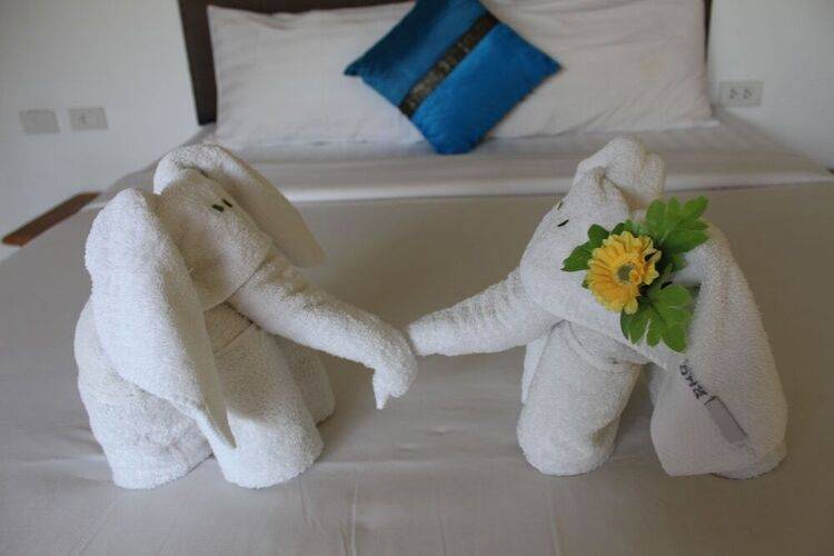 B Happy Resort