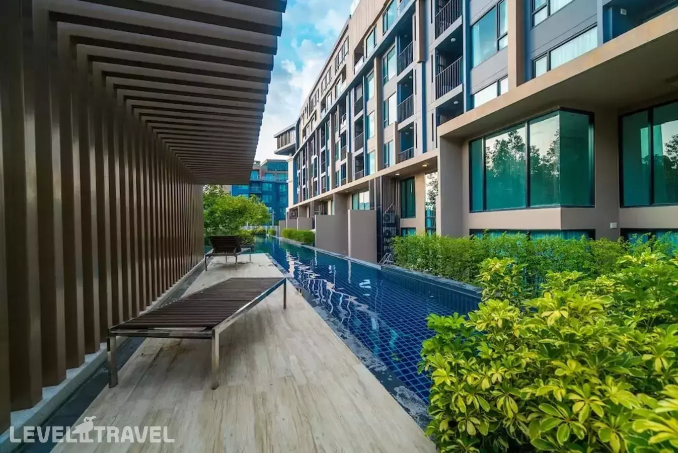 Aristo Surin by Lofty