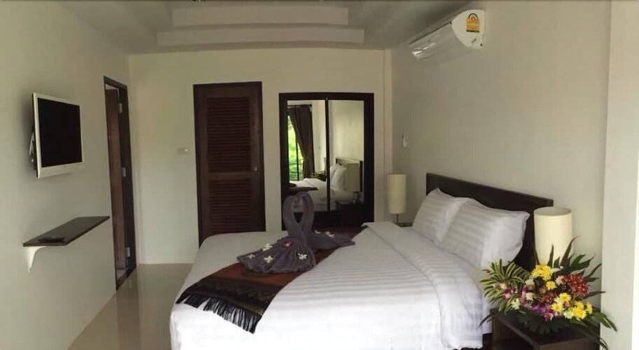The Seashore Kamala Service Apartment